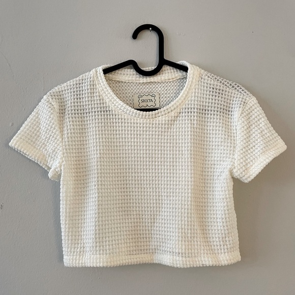 Sixxta crop top white soft nice fabric - Picture 1 of 3